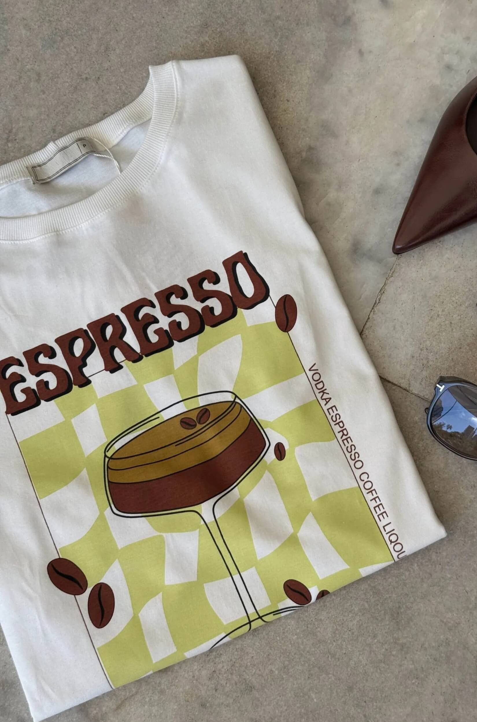 Camiseta Estampada Feminina Espresso Martini Branca