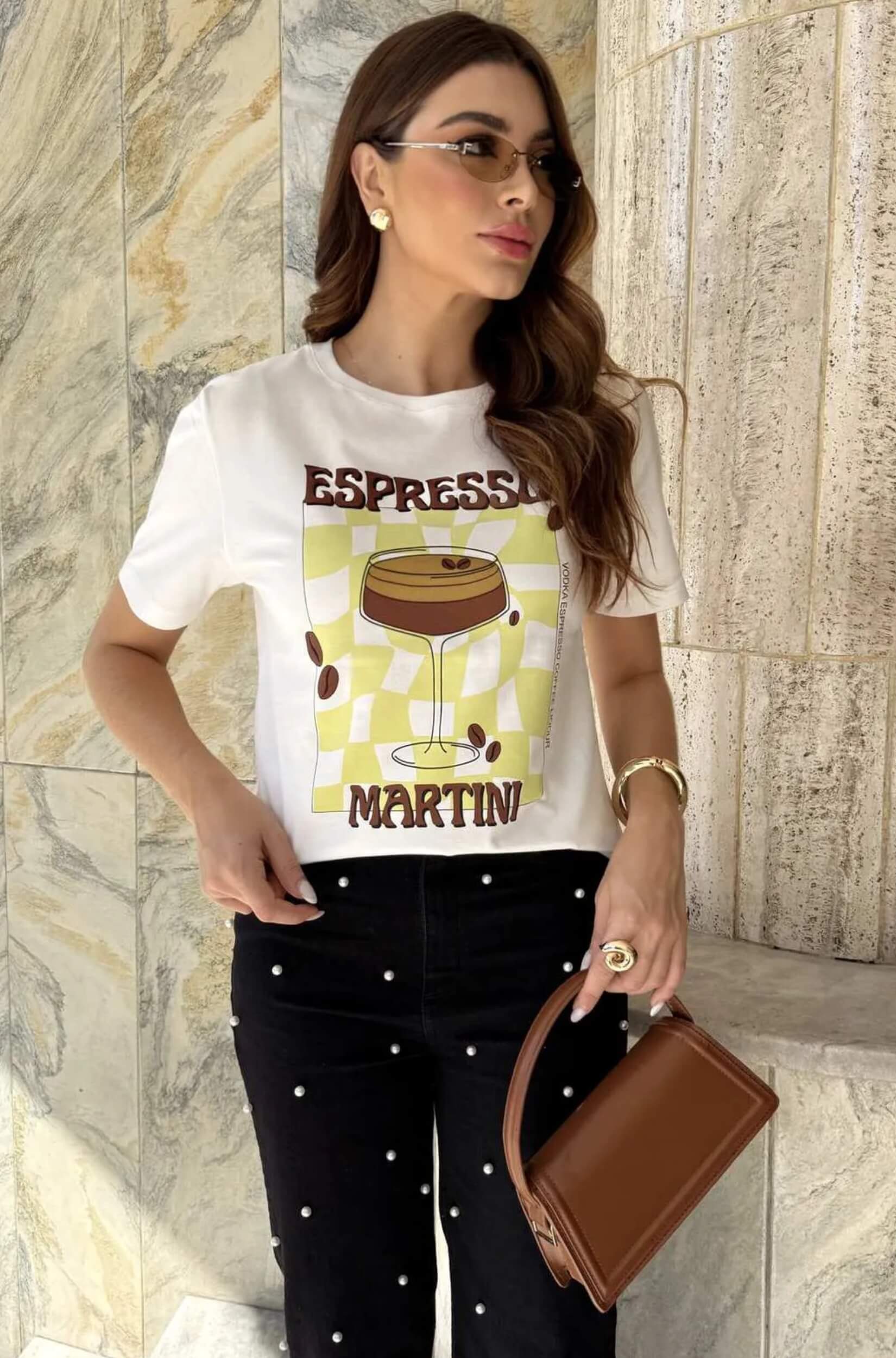 Camiseta Estampada Feminina Espresso Martini Branca