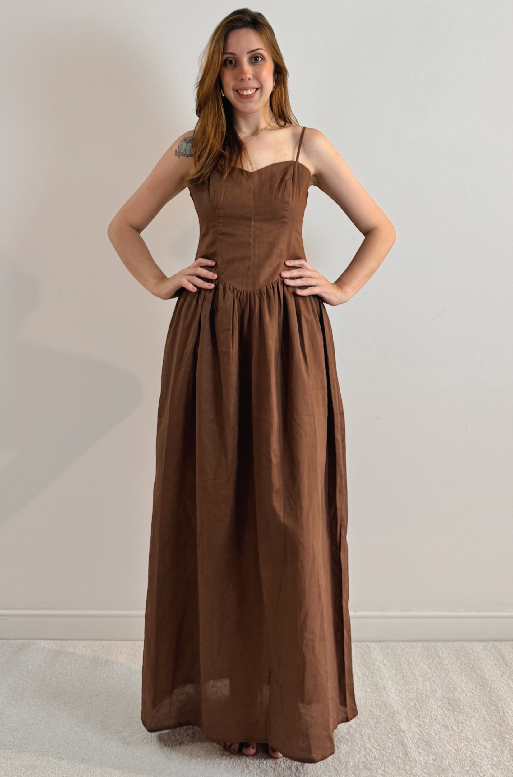 Vestido Longo em Linho Feminino Marrom